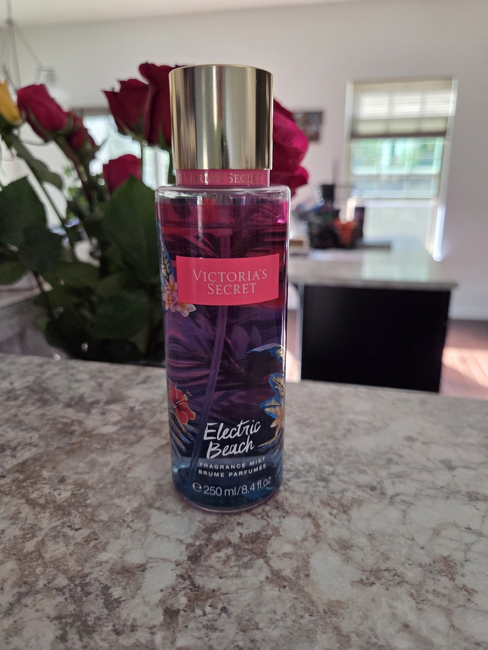 Victoria's Secret Electric Beach Fragrance Mist